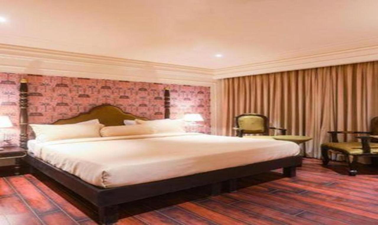 Fabhotel Prime The Seven Seeds Nuova Delhi Esterno foto